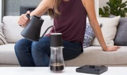 FELLOW - Stagg [XF] Set (Dripper + Carafe) - Handmatige Filterkoffie Set -Voedsel Serie Winkel 1200x710 2