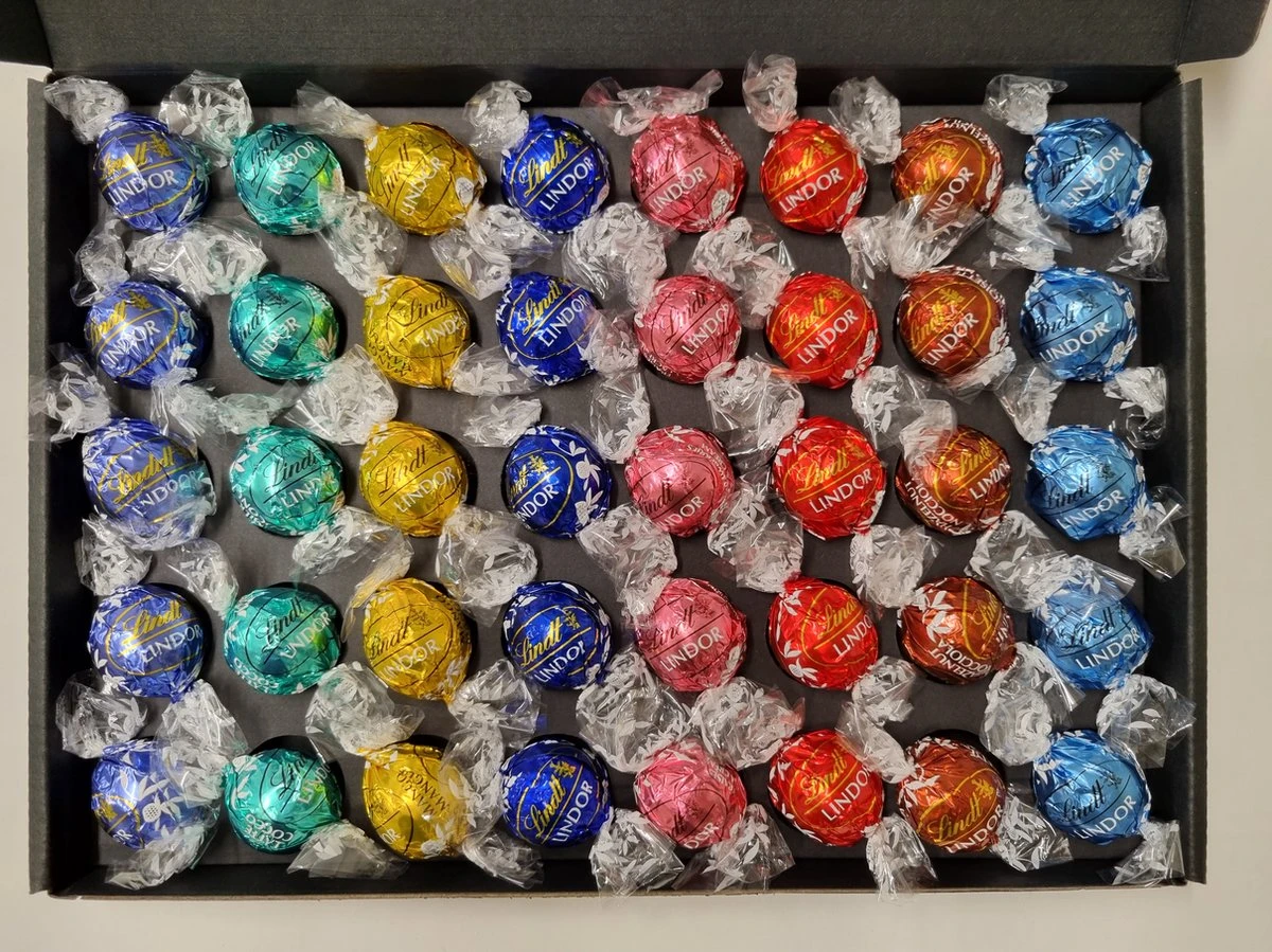 Chocolade Ballen Proeverij Pakket Groot | 40 Stuks Lindt Chocolade Met Mystery Card 'I Love You' Met Persoonlijke (video)boodschap | Chocoladepakket | Feestdagen Box | Chocolade Cadeau | Valentijnsdag | Verjaardag | Moederdag | Vaderdag 5 Chocolade Ballen Proeverij Pakket Groot | 40 Stuks Lindt Chocolade Met Mystery Card 'I Love You' Met Persoonlijke (video)boodschap | Chocoladepakket | Feestdagen Box | Chocolade Cadeau | Valentijnsdag | Verjaardag | Moederdag | Vaderdag - Afbeelding 3