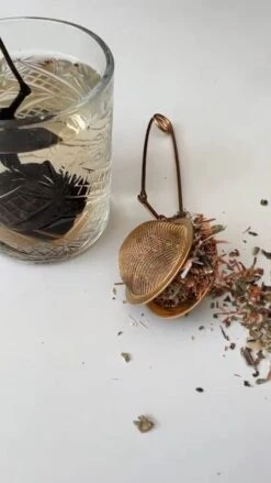 Awaken - Detox Blend - Met Cat's Claw, Mariadistel, Paardenbloem En Gember -Voedsel Serie Winkel 675x1200 2