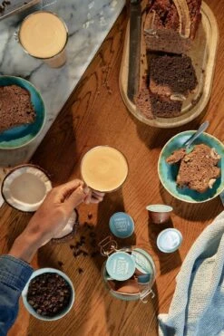 Nescafé Dolce Gusto Coconut Macchiato Capsules - Vegan Koffie - 36 Koffiecups 14 Nescafé Dolce Gusto Coconut Macchiato Capsules - Vegan Koffie - 36 Koffiecups -Voedsel Serie Winkel 800x1200 3