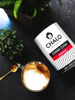 CHALO Chini Masala Chai Latte - Indische Vegan Chai - Zwarte Assam Thee - 25 Porties/ 300GR - Met Minder Suiker -Voedsel Serie Winkel 899x1200 16