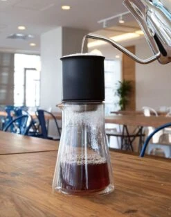 FELLOW - Stagg [XF] Set (Dripper + Carafe) - Handmatige Filterkoffie Set -Voedsel Serie Winkel 948x1200